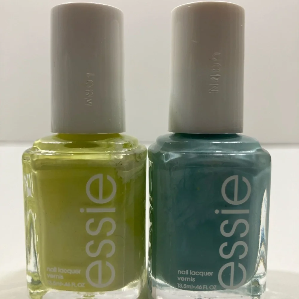 2 Essie Polish